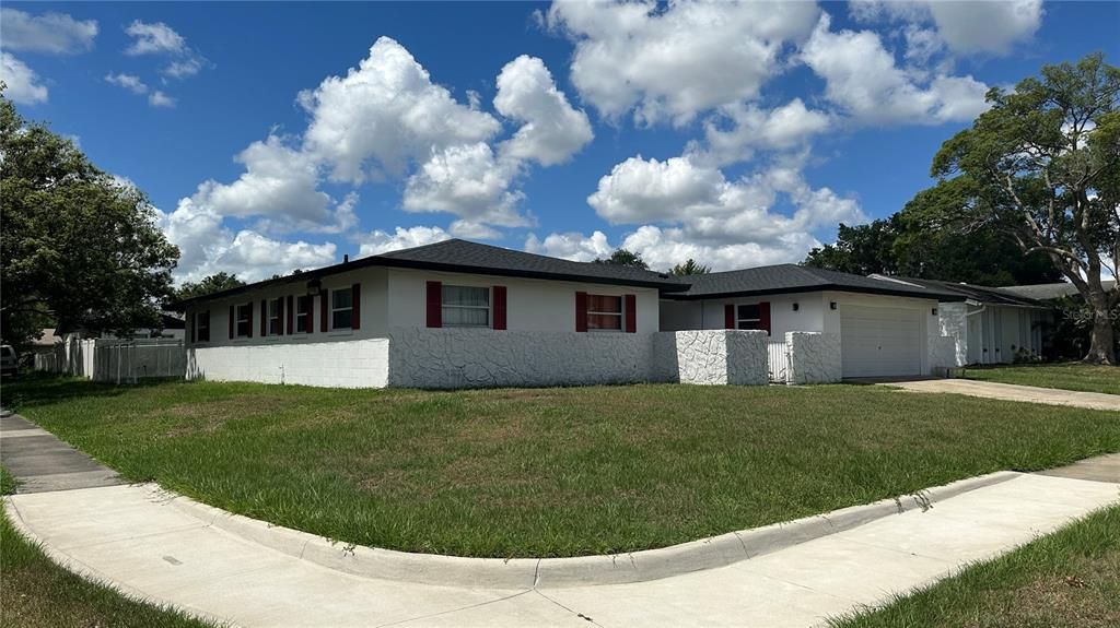 Recently Sold: $285,000 (3 beds, 2 baths, 1680 Square Feet)