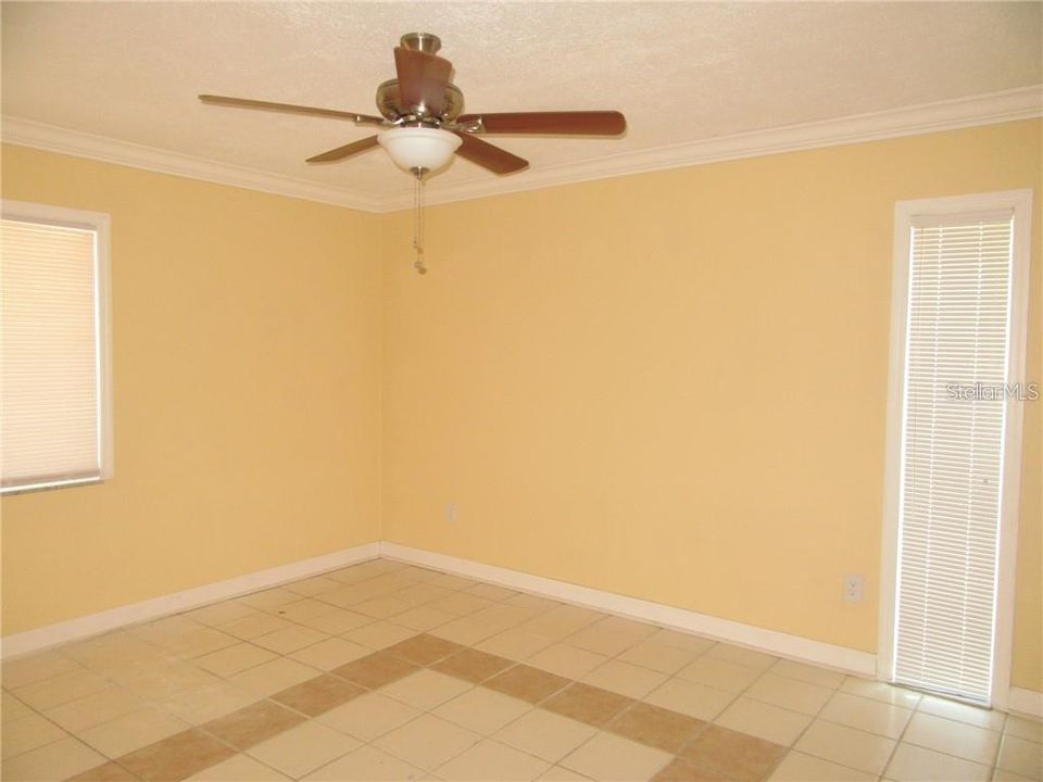 For Rent: $2,600 (3 beds, 2 baths, 2067 Square Feet)