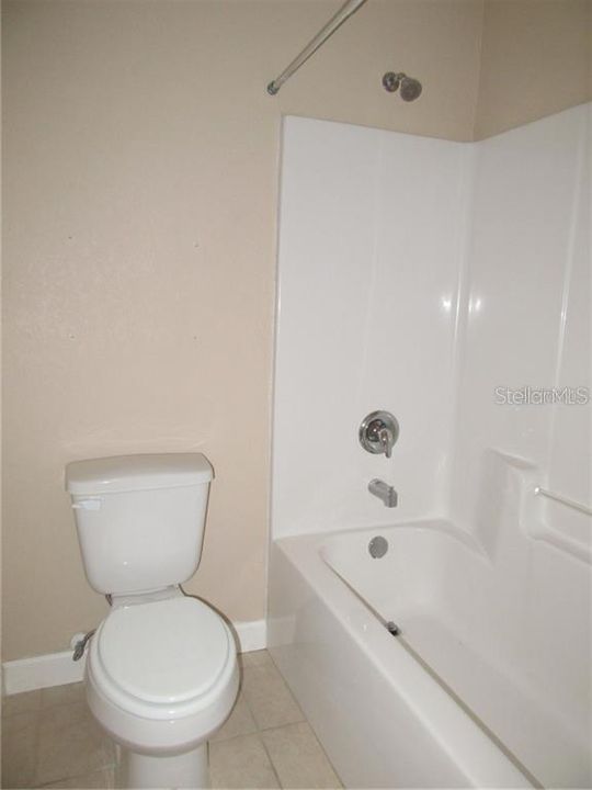 出租: $2,600 (3 贝兹, 2 浴室, 2067 平方英尺)