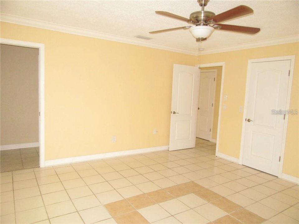 For Rent: $2,600 (3 beds, 2 baths, 2067 Square Feet)