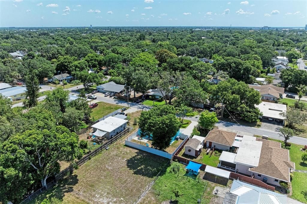 Active With Contract: $470,000 (3 beds, 2 baths, 1022 Square Feet)