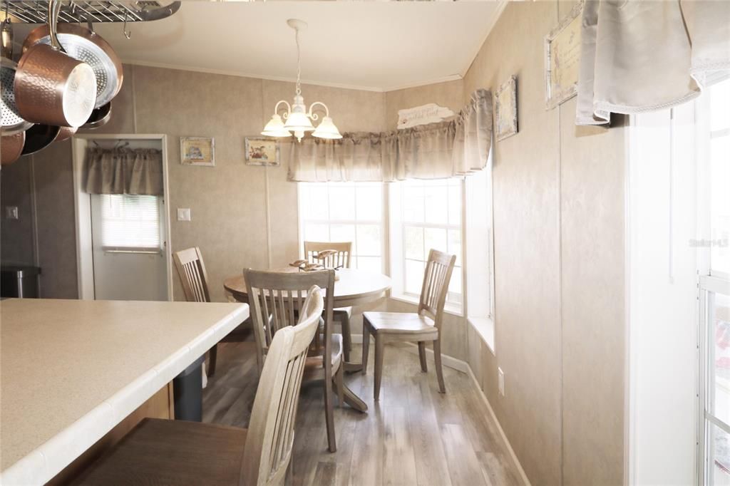 For Sale: $247,000 (3 beds, 2 baths, 1426 Square Feet)