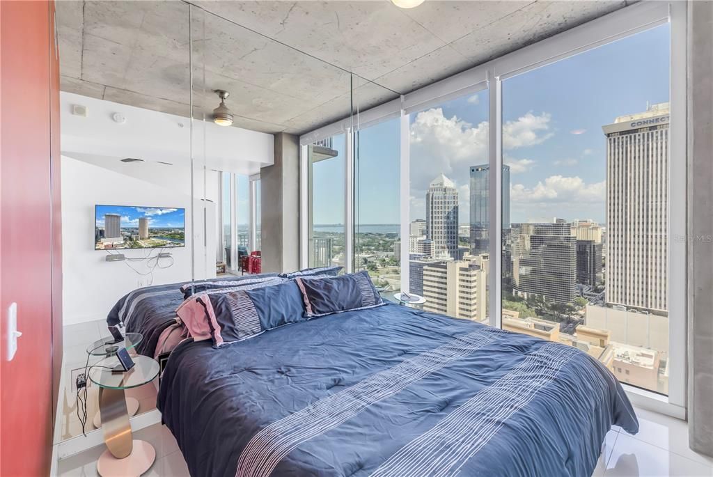 Active With Contract: $530,000 (1 beds, 1 baths, 741 Square Feet)