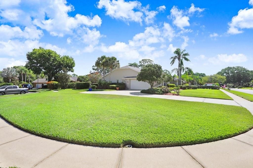 Active With Contract: $650,000 (3 beds, 2 baths, 2316 Square Feet)