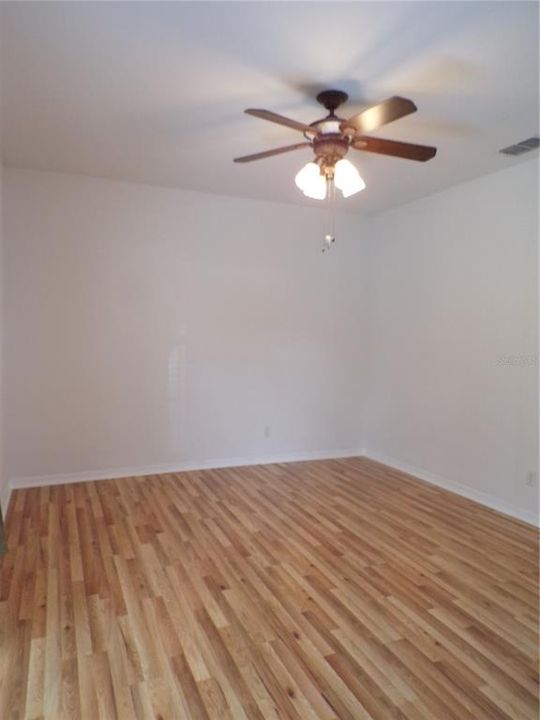 For Rent: $2,900 (3 beds, 2 baths, 2069 Square Feet)