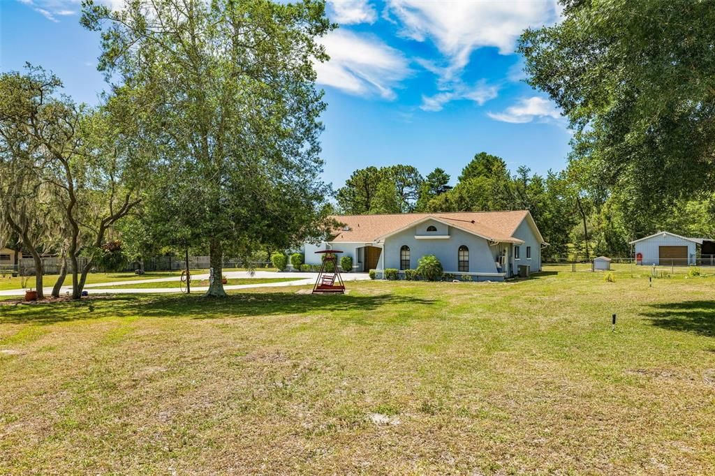 For Sale: $625,000 (3 beds, 2 baths, 2053 Square Feet)