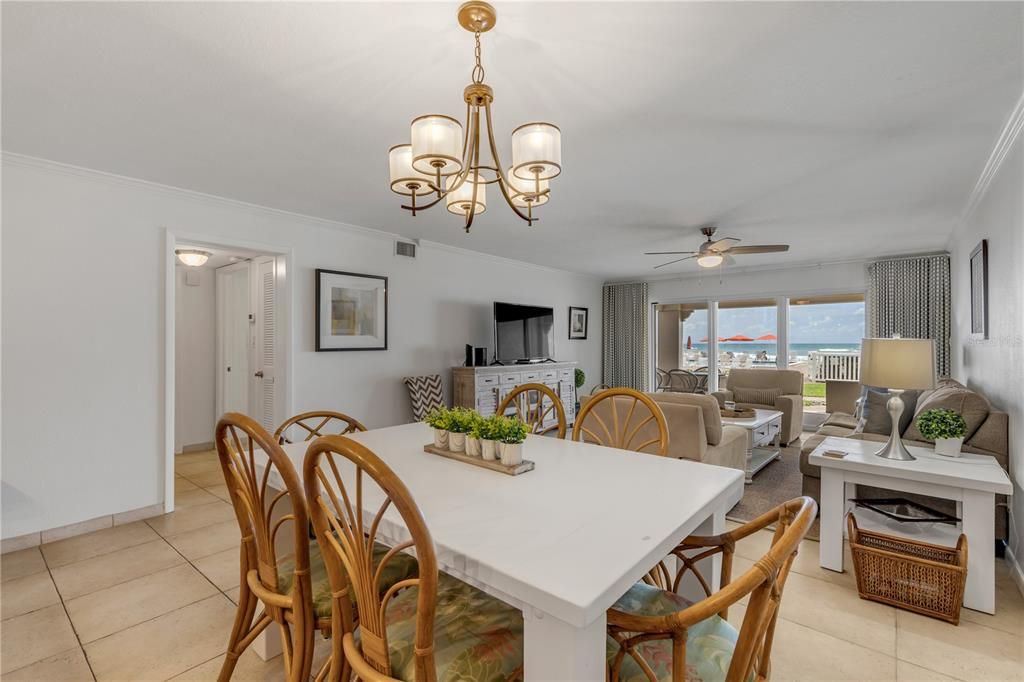 Recently Sold: $1,049,000 (2 beds, 2 baths, 1300 Square Feet)