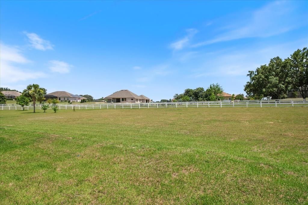 For Sale: $495,000 (3 beds, 2 baths, 2280 Square Feet)