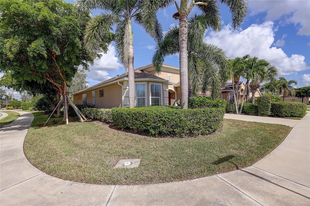 For Sale: $497,500 (3 beds, 2 baths, 1744 Square Feet)