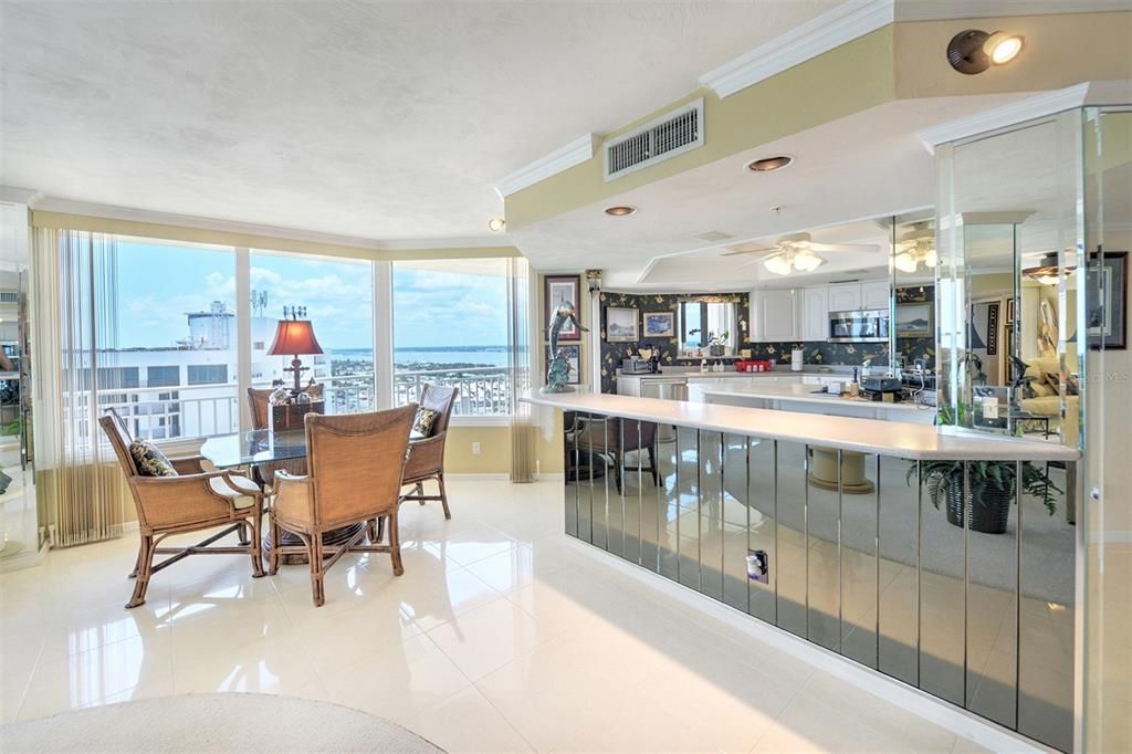 Eat in Kitchen - prepare your favorite dishes while gazing upon the vast ocean, a visual feast that inspires & relaxes