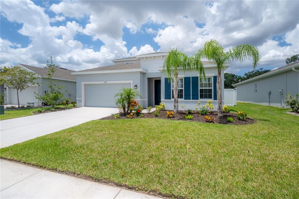 Recently Sold: $465,000 (3 beds, 2 baths, 2384 Square Feet)