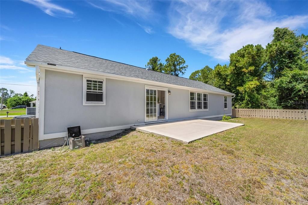 Active With Contract: $340,000 (3 beds, 2 baths, 1753 Square Feet)