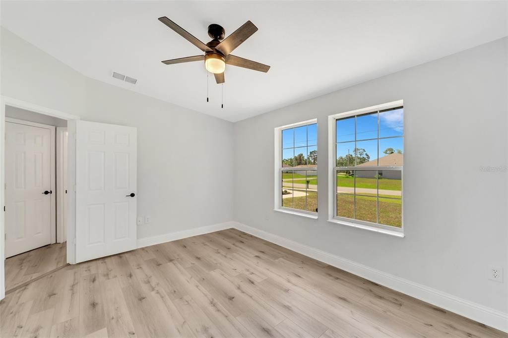 Active With Contract: $340,000 (3 beds, 2 baths, 1753 Square Feet)