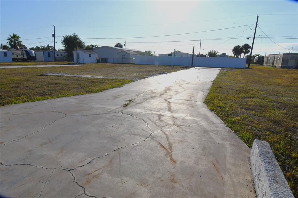 En Venta: $38,900 (0.18 acres)