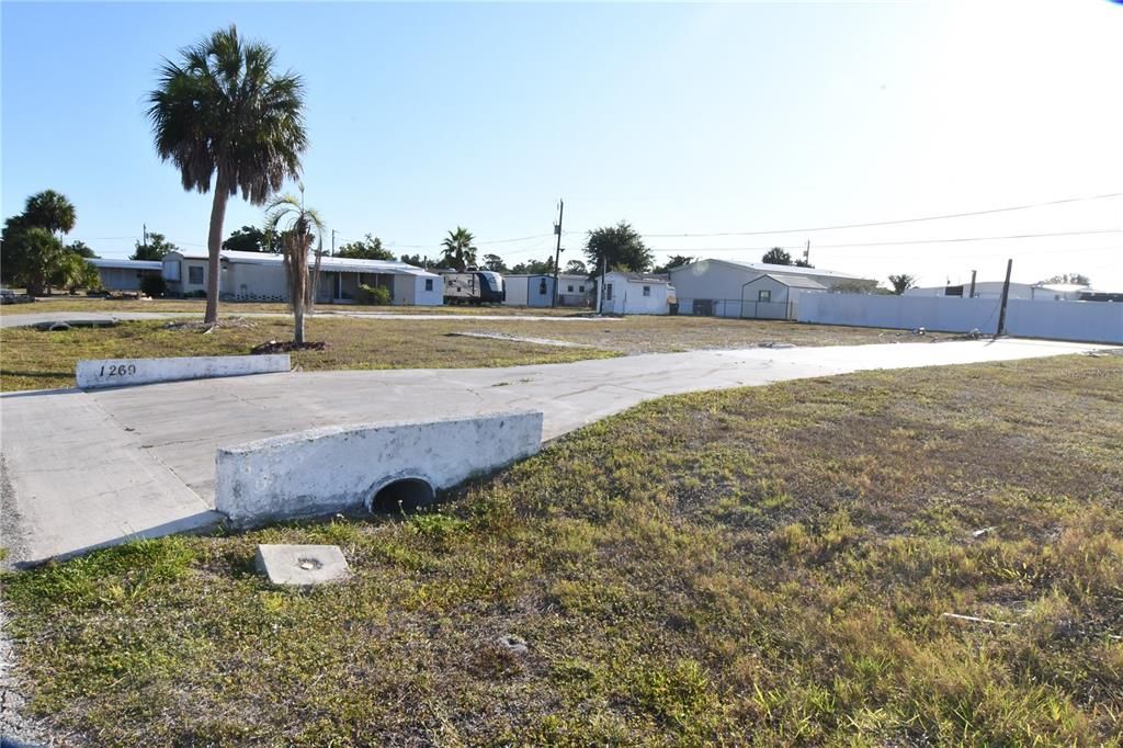 En Venta: $38,900 (0.18 acres)