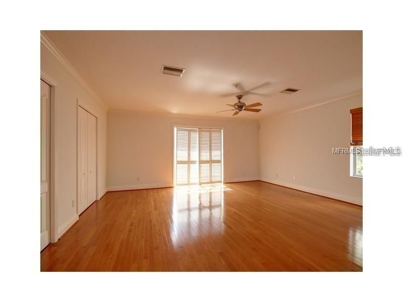 For Rent: $3,000 (3 beds, 3 baths, 1844 Square Feet)