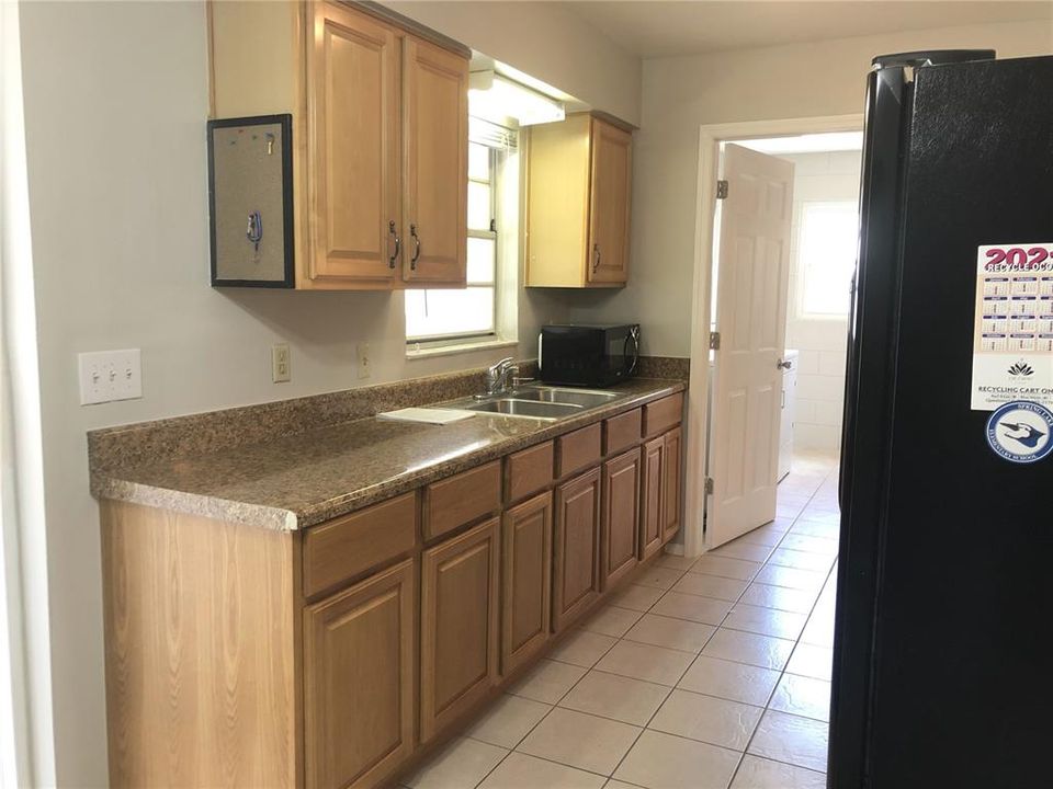 Recently Rented: $1,850 (4 beds, 1 baths, 1216 Square Feet)