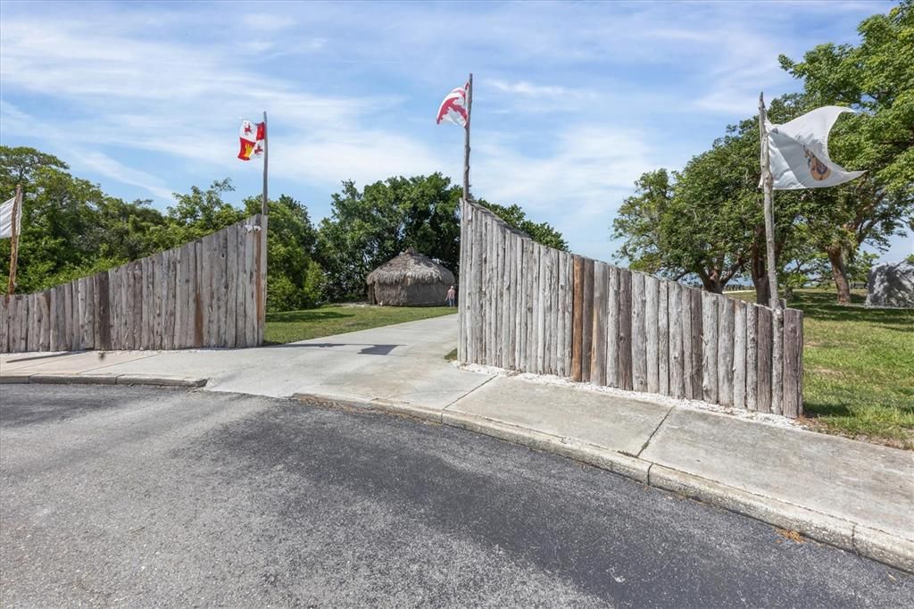 Active With Contract: $935,000 (4 beds, 3 baths, 2840 Square Feet)