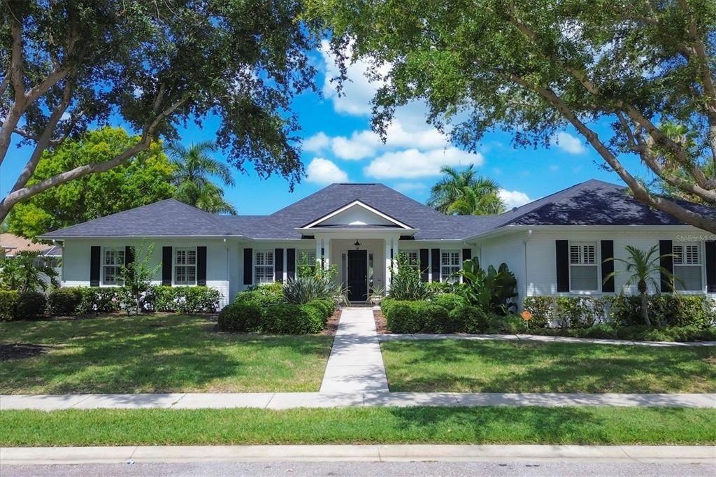 Active With Contract: $935,000 (4 beds, 3 baths, 2840 Square Feet)