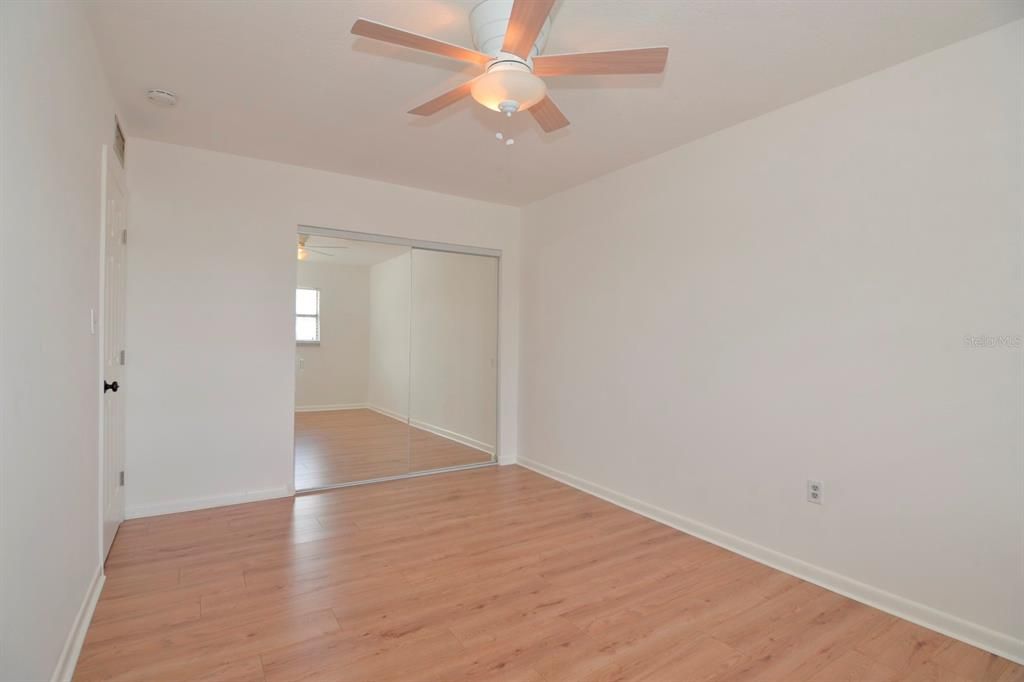 Recently Rented: $1,795 (2 beds, 1 baths, 808 Square Feet)