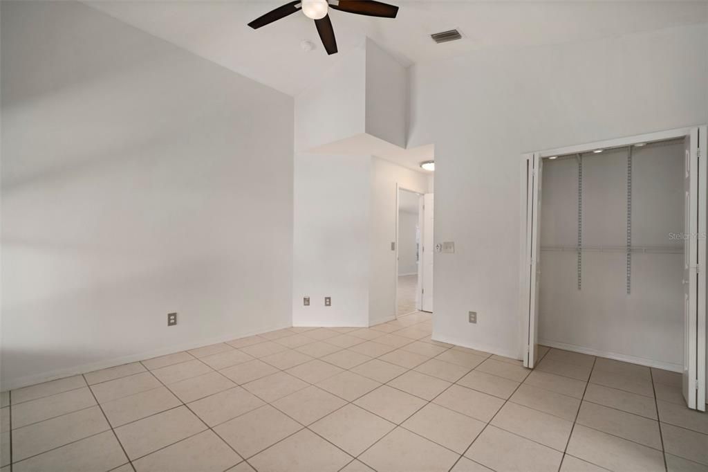 Active With Contract: $340,000 (3 beds, 2 baths, 1283 Square Feet)