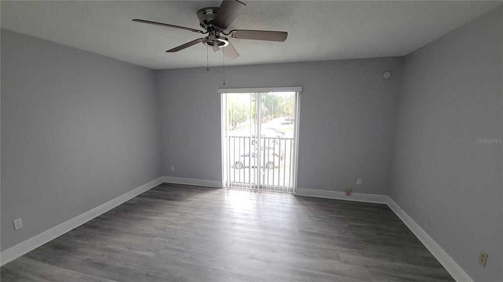 For Rent: $2,025 (3 beds, 2 baths, 1588 Square Feet)