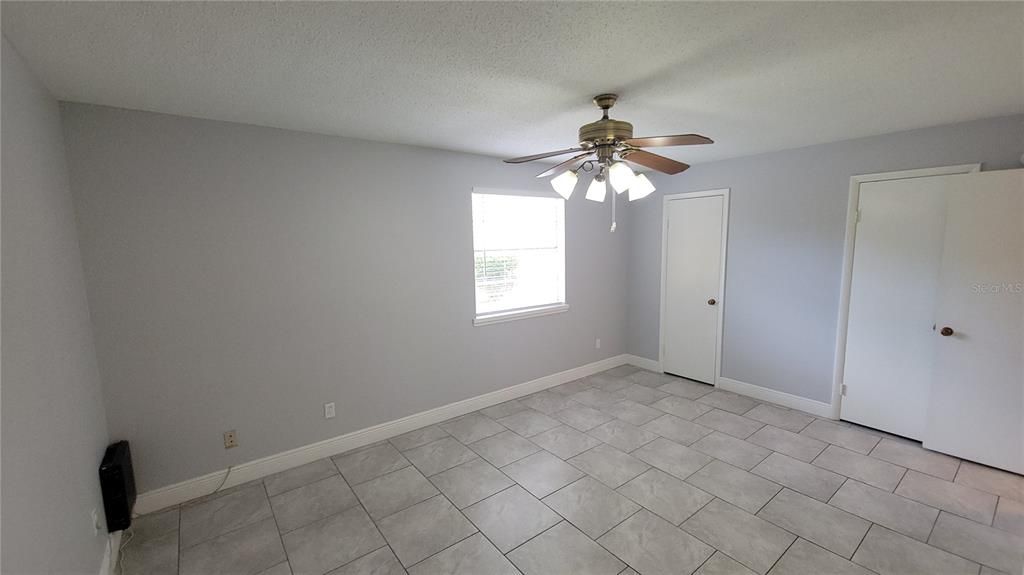 For Rent: $2,025 (3 beds, 2 baths, 1588 Square Feet)