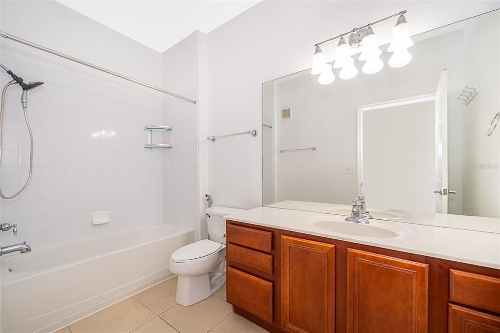 Active With Contract: $1,875 (2 beds, 2 baths, 1112 Square Feet)