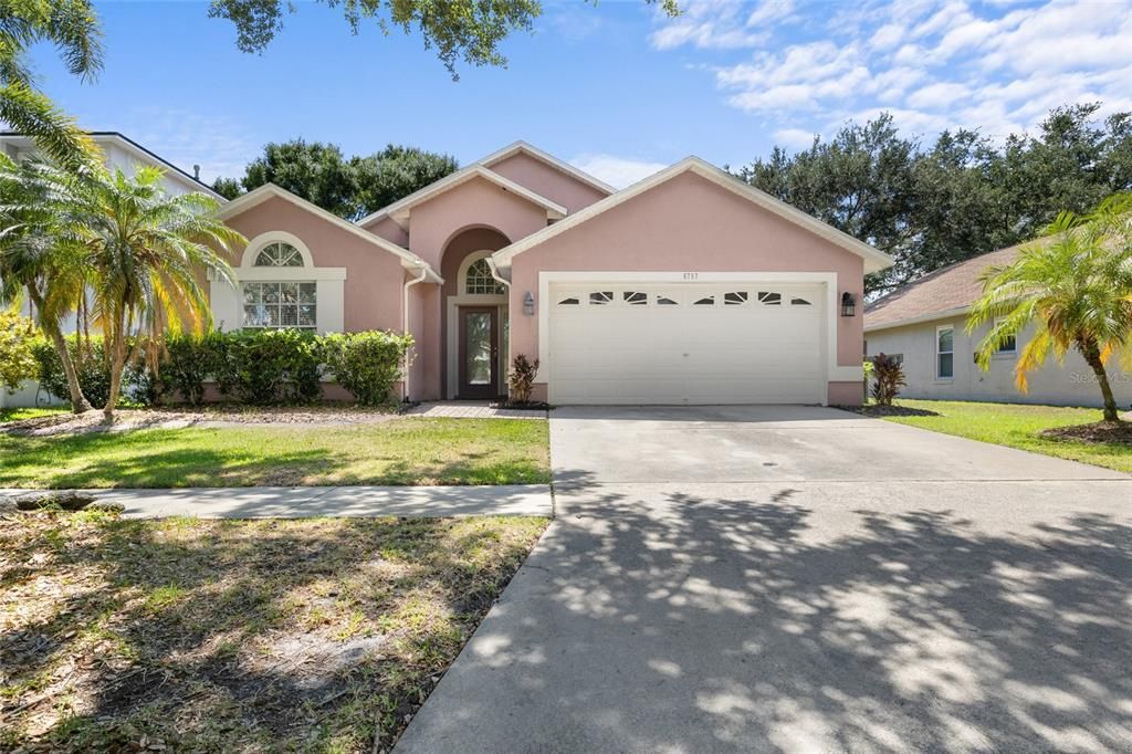 Active With Contract: $409,900 (3 beds, 2 baths, 1796 Square Feet)