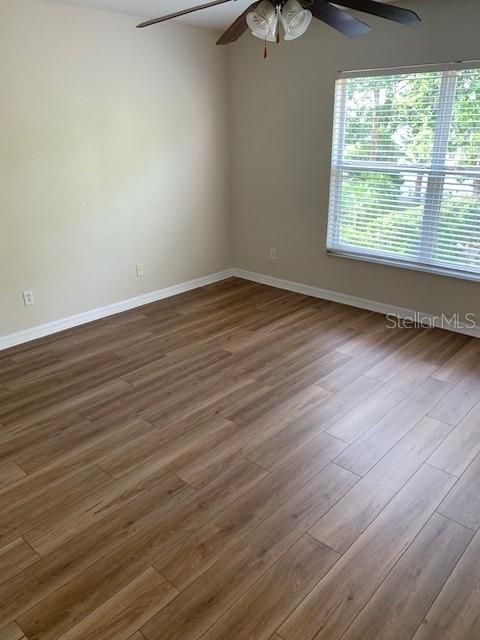 For Rent: $2,400 (3 beds, 2 baths, 1837 Square Feet)