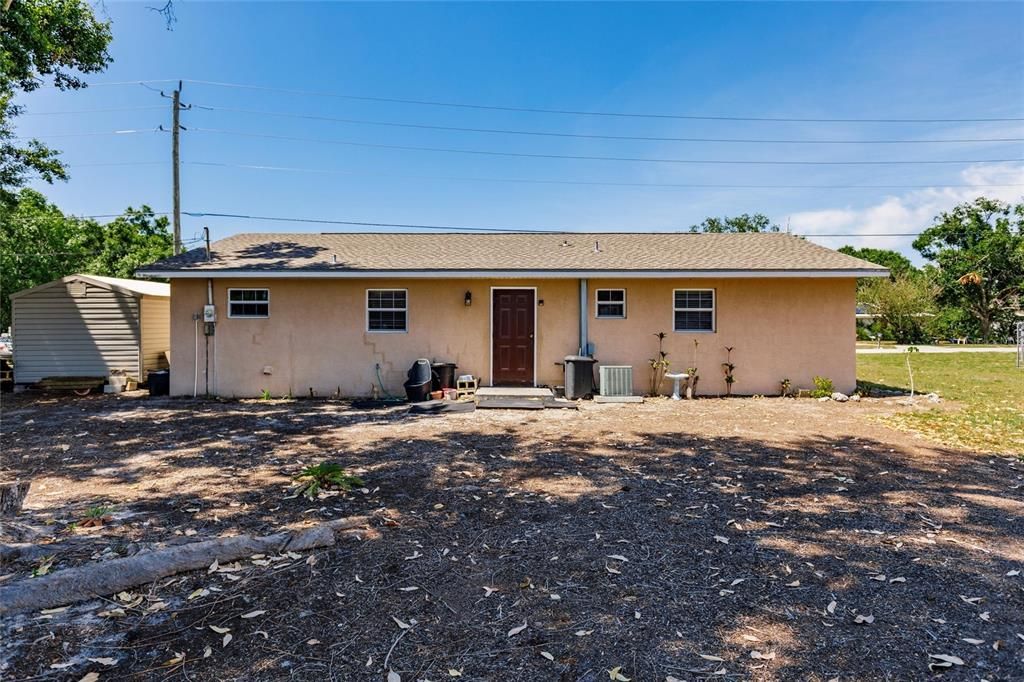 For Sale: $239,000 (2 beds, 2 baths, 1181 Square Feet)