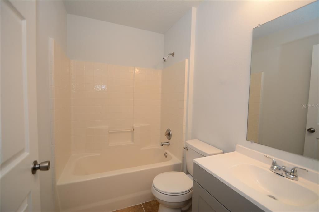 最近租的: $1,950 (4 贝兹, 2 浴室, 1594 平方英尺)