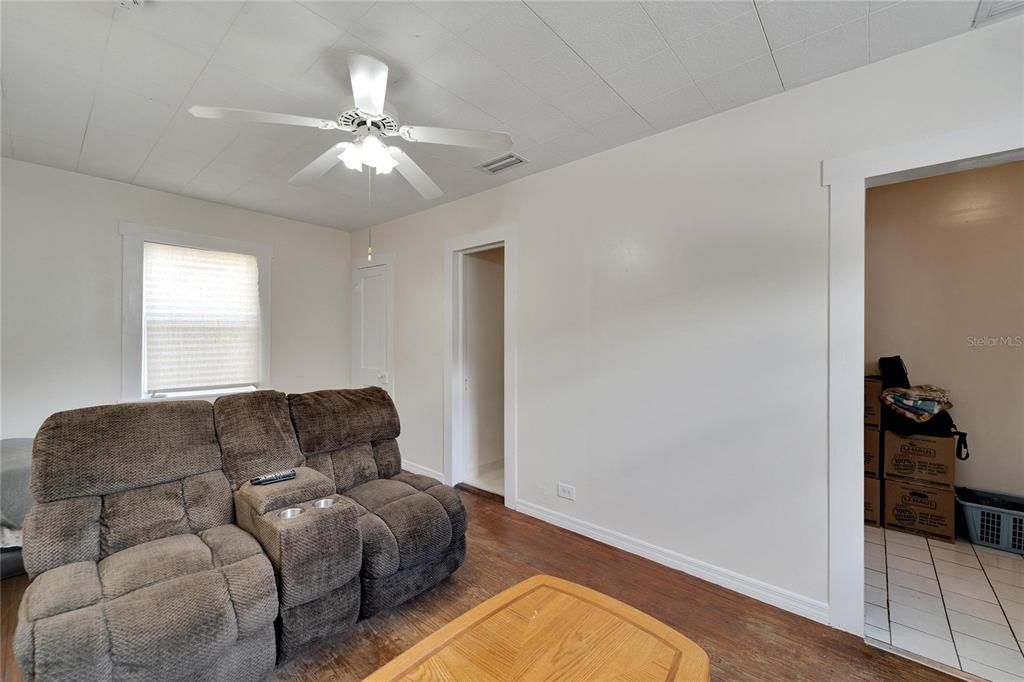 Looking towards kitchen and bathroom