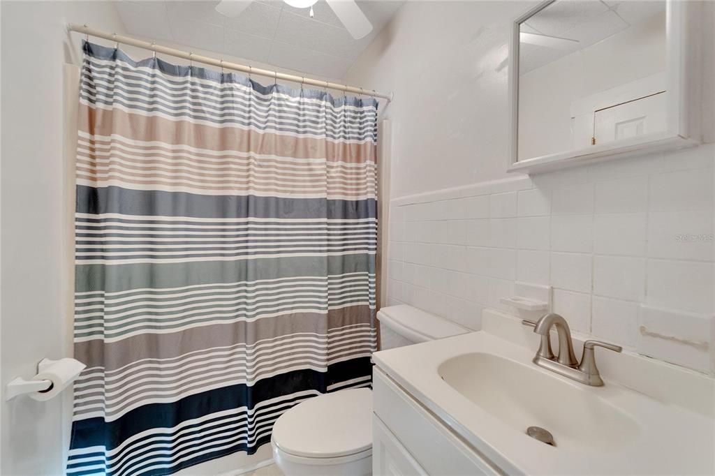 Main Bathroom with walk-in shower tub combo