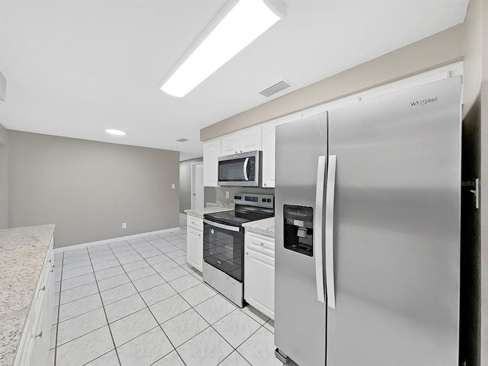 Active With Contract: $325,000 (3 beds, 2 baths, 1200 Square Feet)