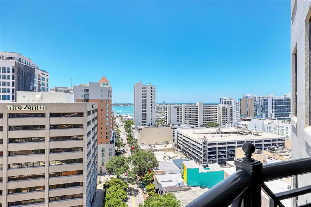 For Sale: $1,730,000 (2 beds, 2 baths, 1903 Square Feet)