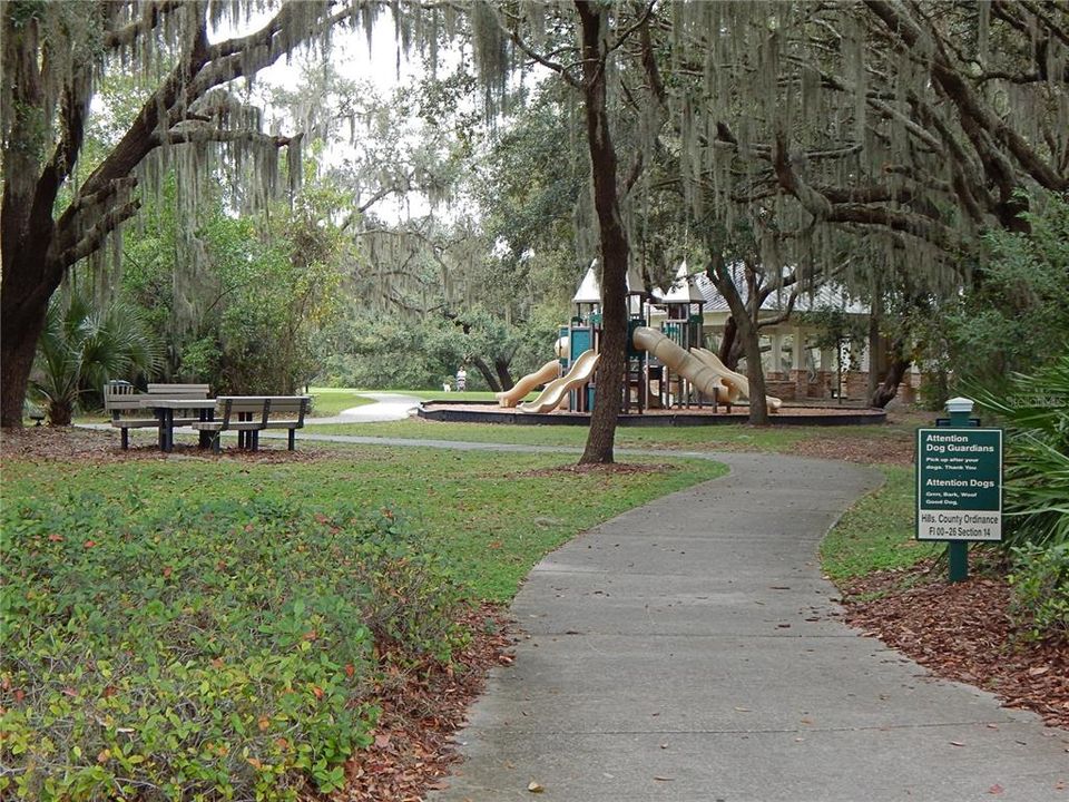 Active With Contract: $2,295 (3 beds, 2 baths, 1594 Square Feet)