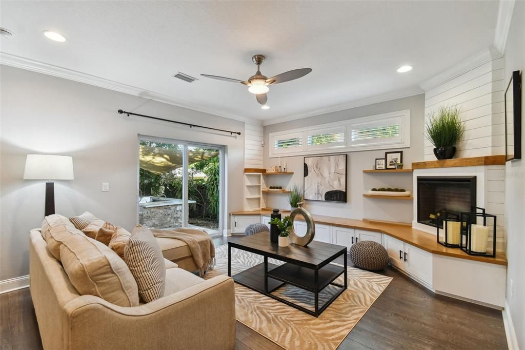 Active With Contract: $790,000 (4 beds, 2 baths, 2580 Square Feet)