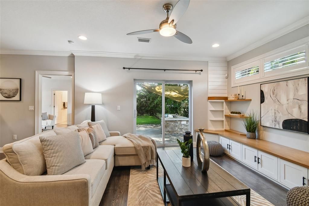 Active With Contract: $790,000 (4 beds, 2 baths, 2580 Square Feet)