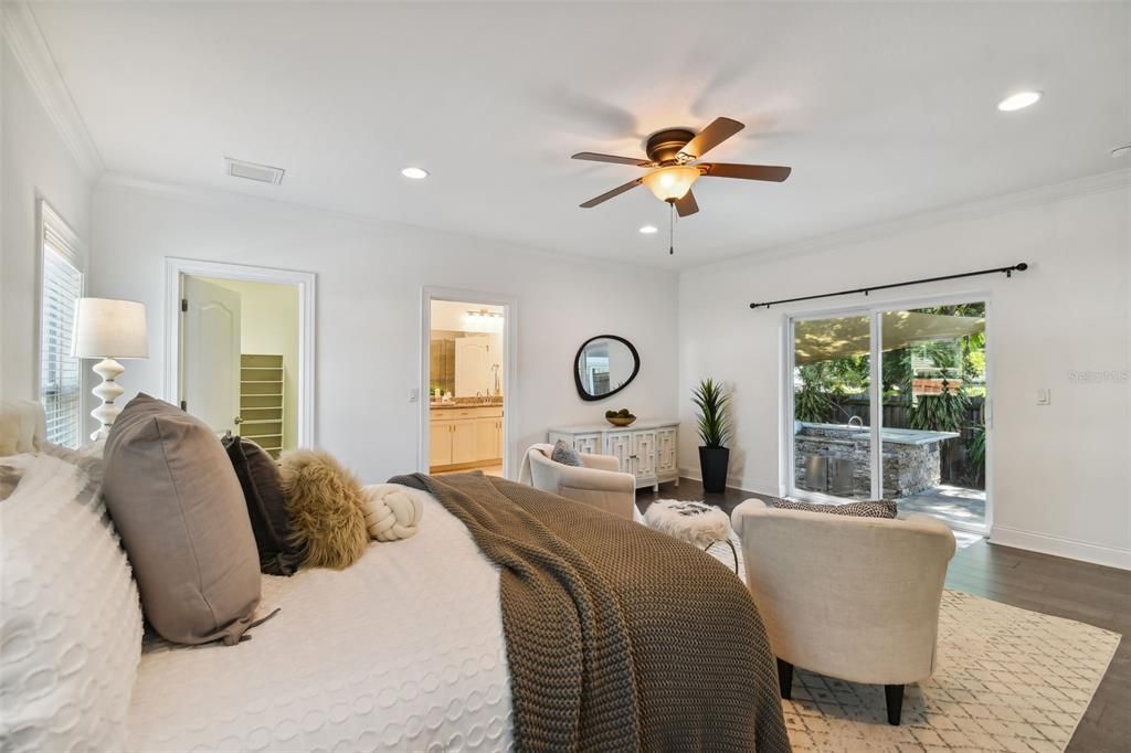 Active With Contract: $790,000 (4 beds, 2 baths, 2580 Square Feet)