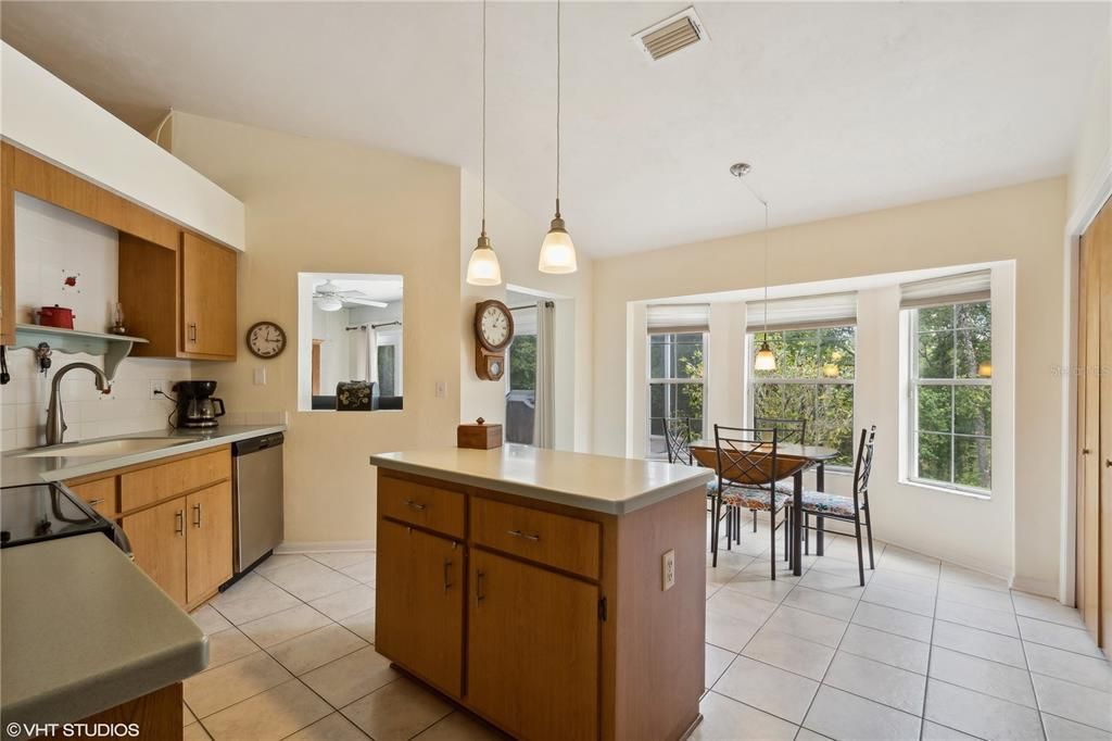 For Sale: $449,900 (3 beds, 2 baths, 1906 Square Feet)