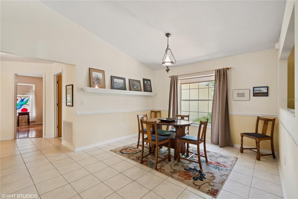 For Sale: $449,900 (3 beds, 2 baths, 1906 Square Feet)