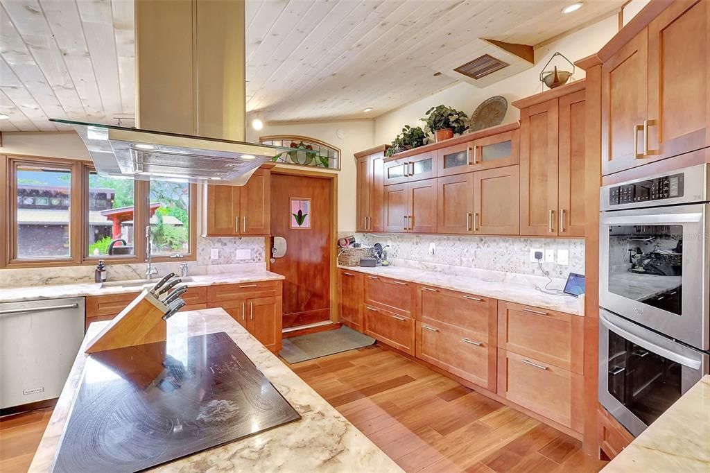 KITCHEN OF THE HOME