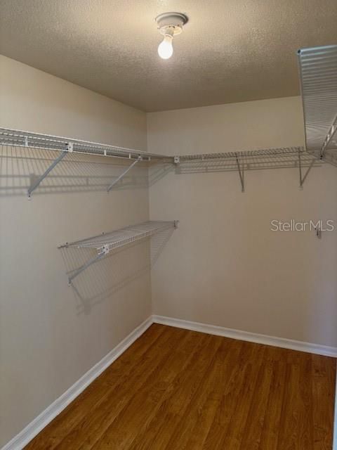 For Sale: $279,500 (2 beds, 2 baths, 1200 Square Feet)