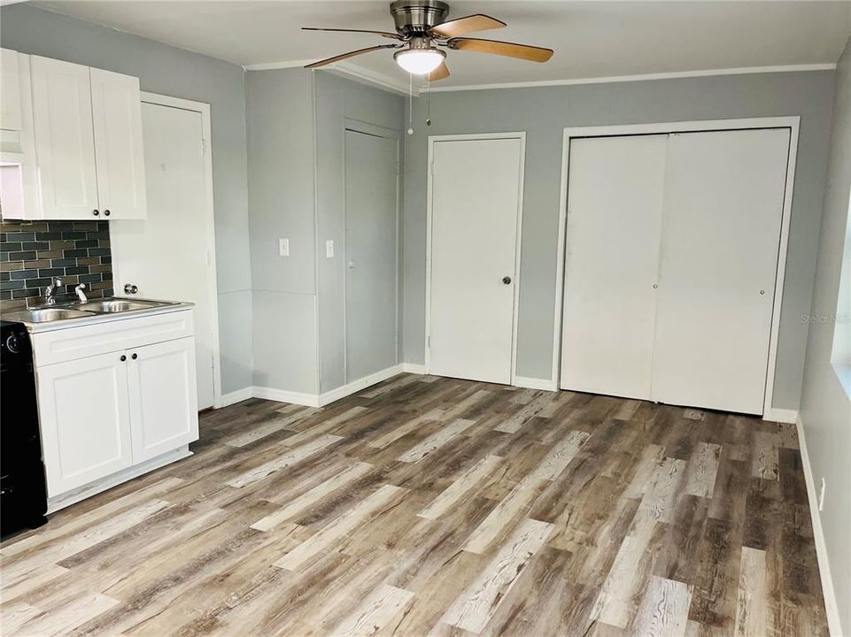 For Rent: $1,400 (1 beds, 1 baths, 450 Square Feet)