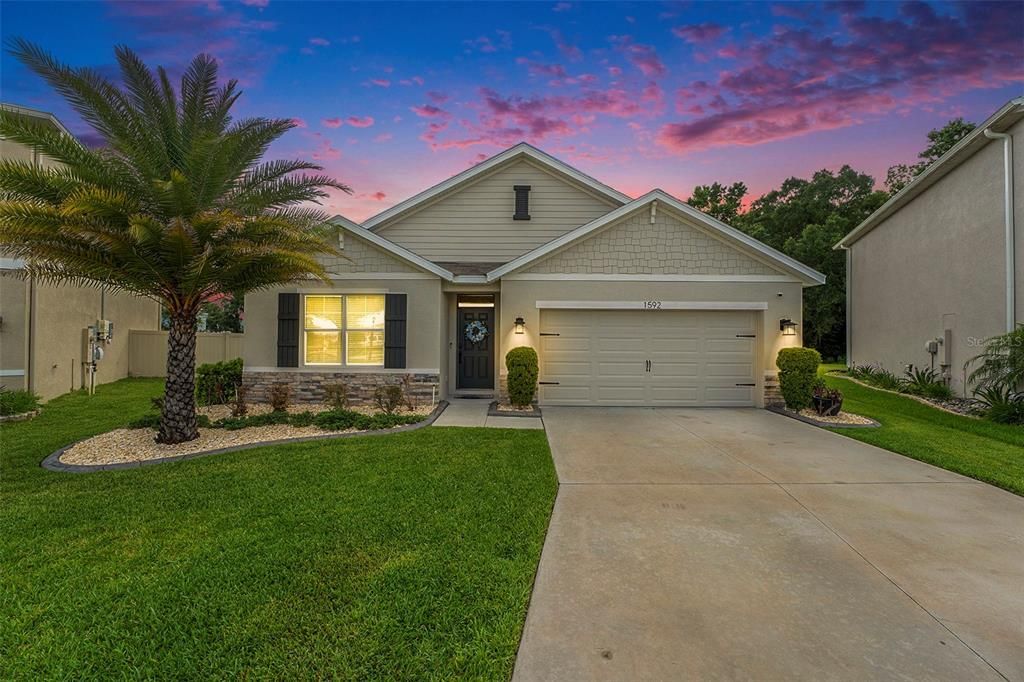 Active With Contract: $449,999 (4 beds, 2 baths, 1846 Square Feet)