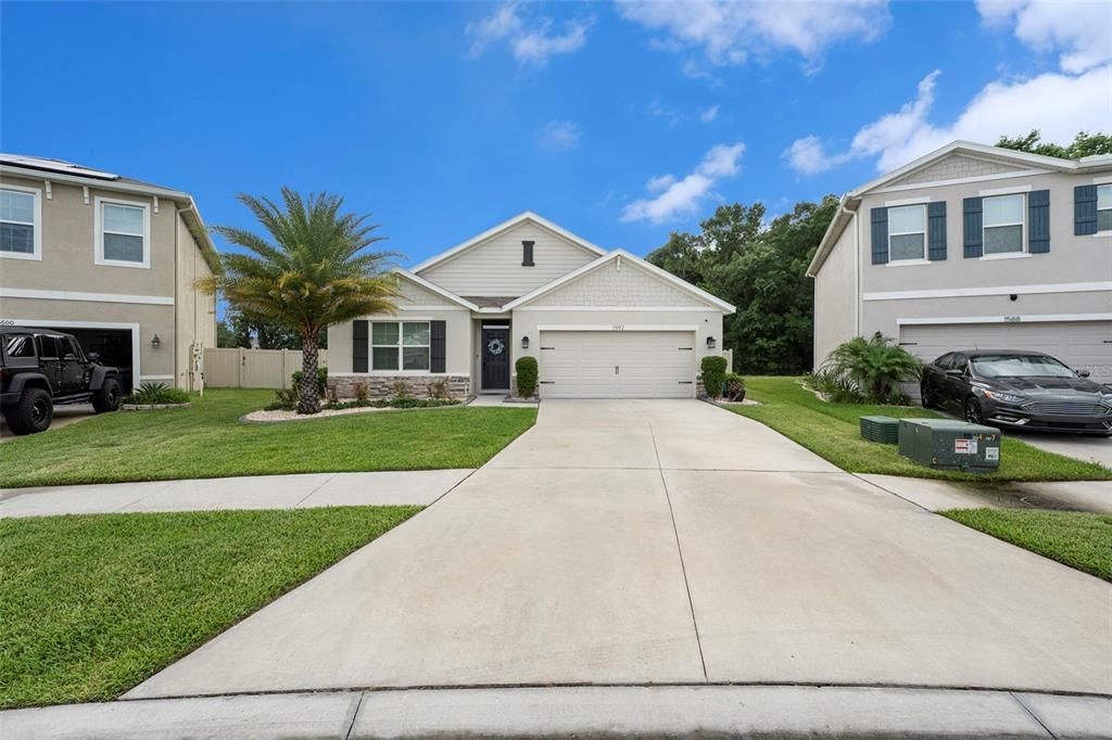 Active With Contract: $449,999 (4 beds, 2 baths, 1846 Square Feet)