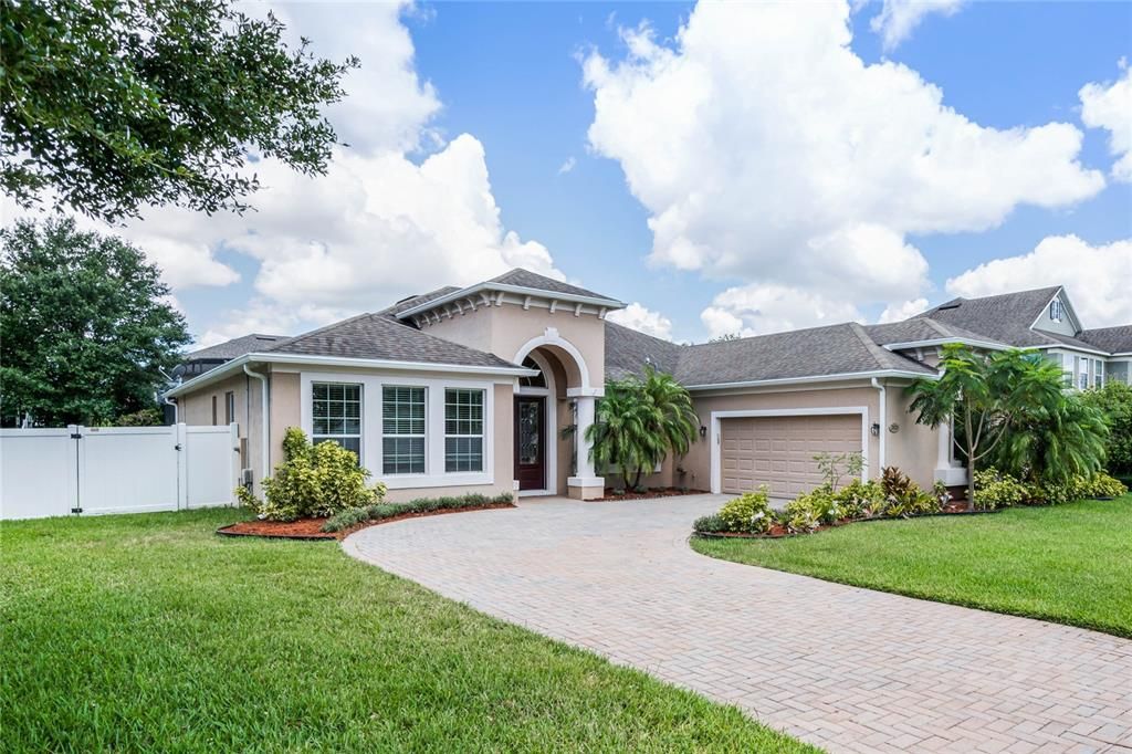 For Sale: $619,900 (4 beds, 3 baths, 2637 Square Feet)