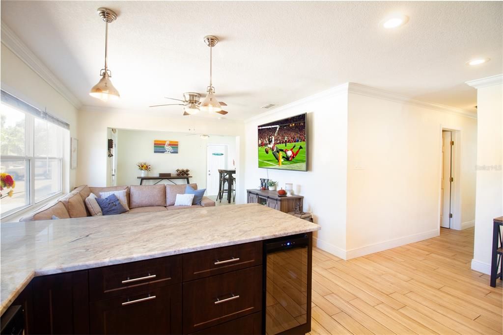 Active With Contract: $449,000 (3 beds, 2 baths, 1236 Square Feet)