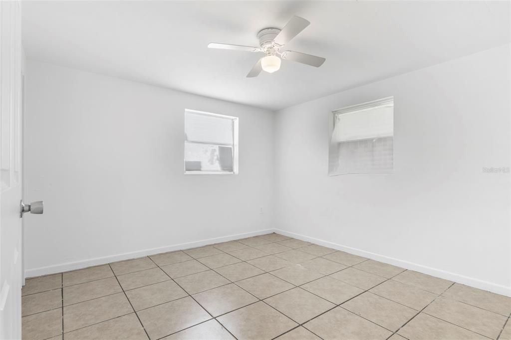 For Sale: $239,500 (3 beds, 2 baths, 1200 Square Feet)